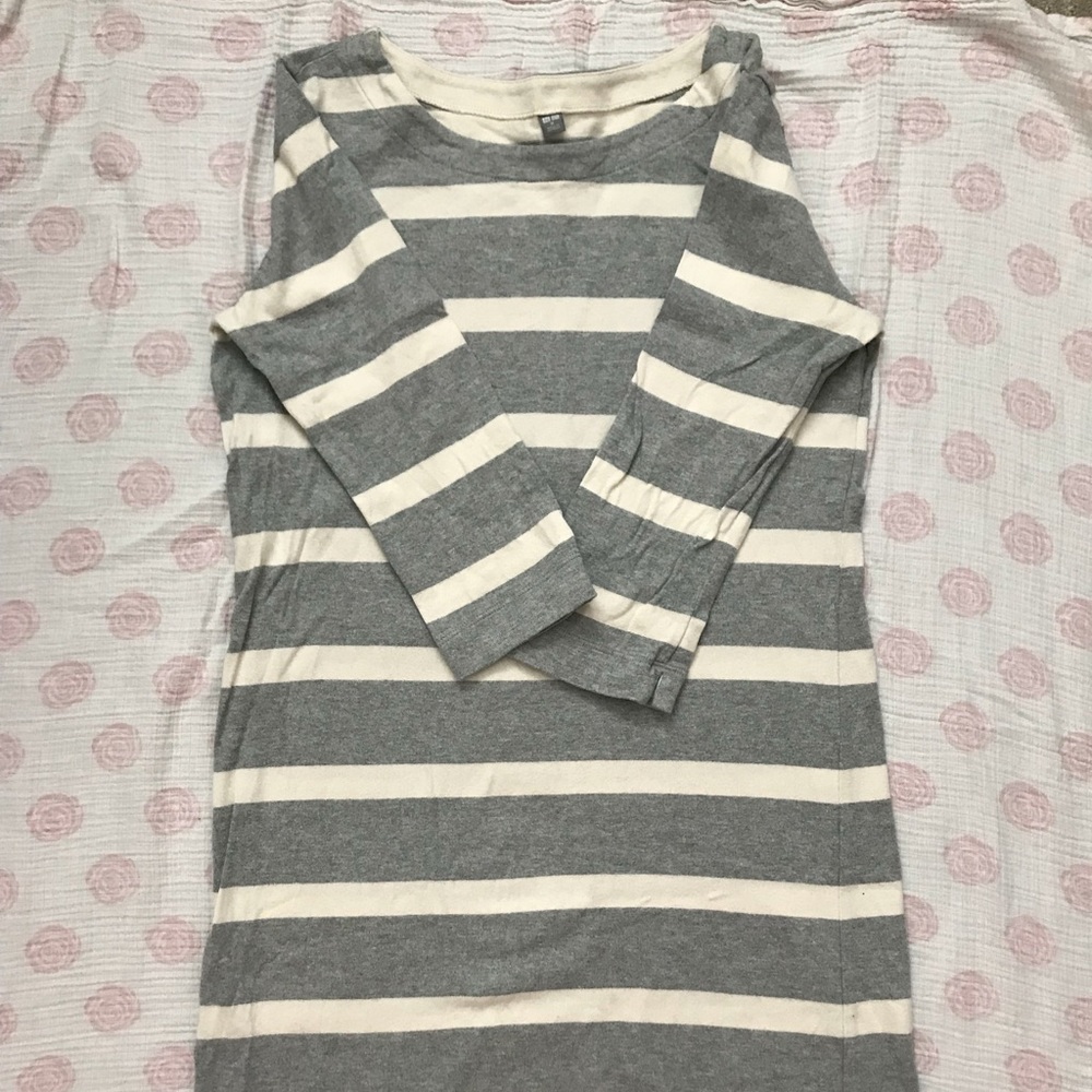 Uniqlo Gray and White cotton sweater dress